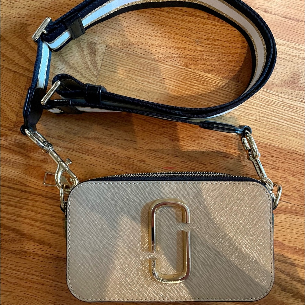 The Marc Jacobs Snapshot Sandcastle